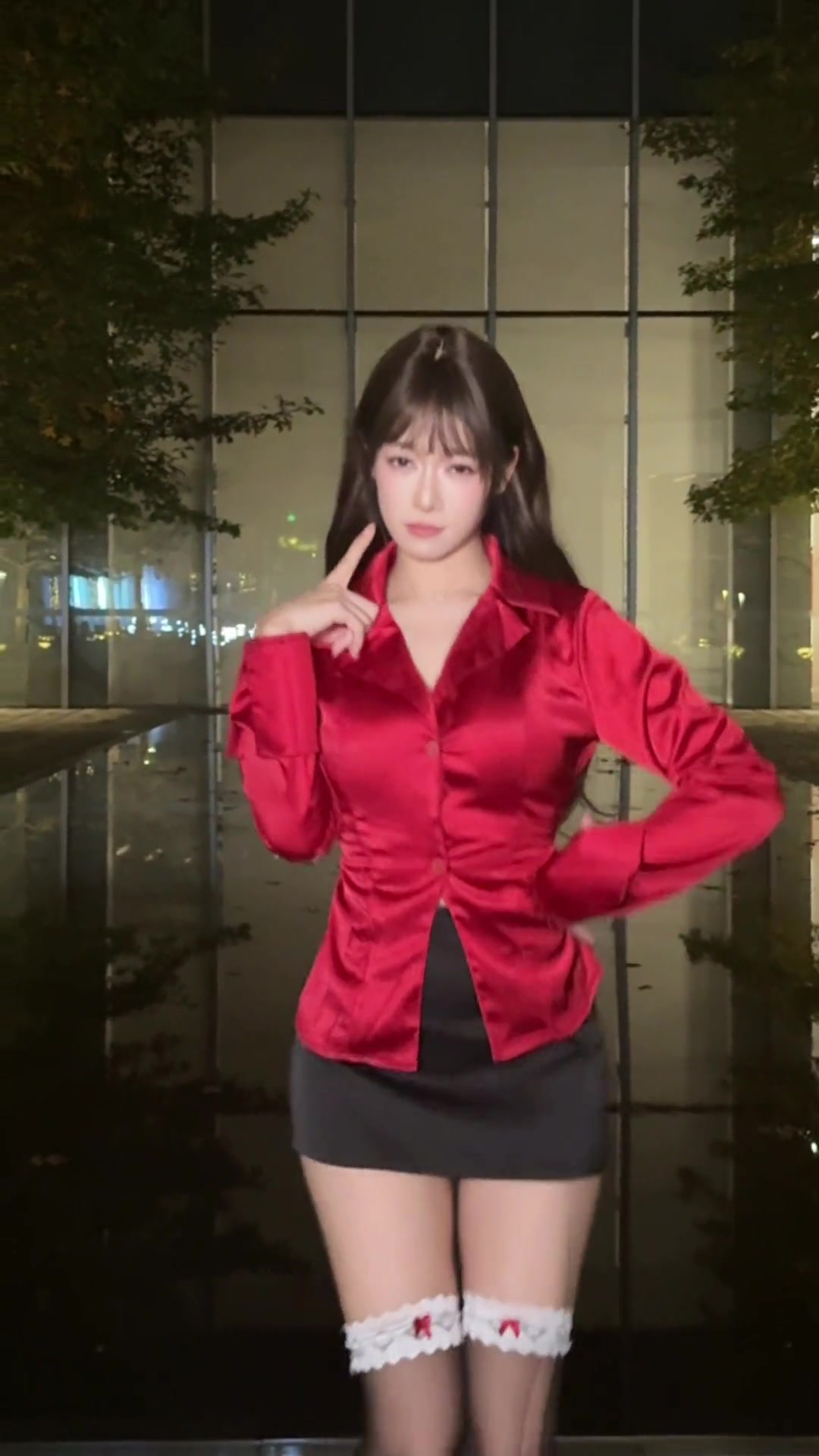 体操世界冠军当起性感女主播 管晨辰怒喷:别给体操扣屎盆子!